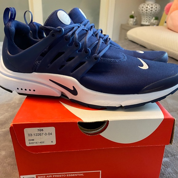 navy blue prestos